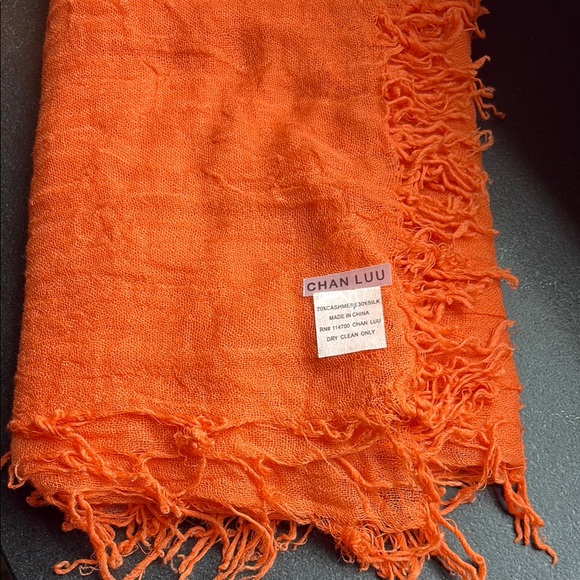 NWOT Chan Luu Bright Tangerine Scarf cashmere and silk - Picture 1 of 4